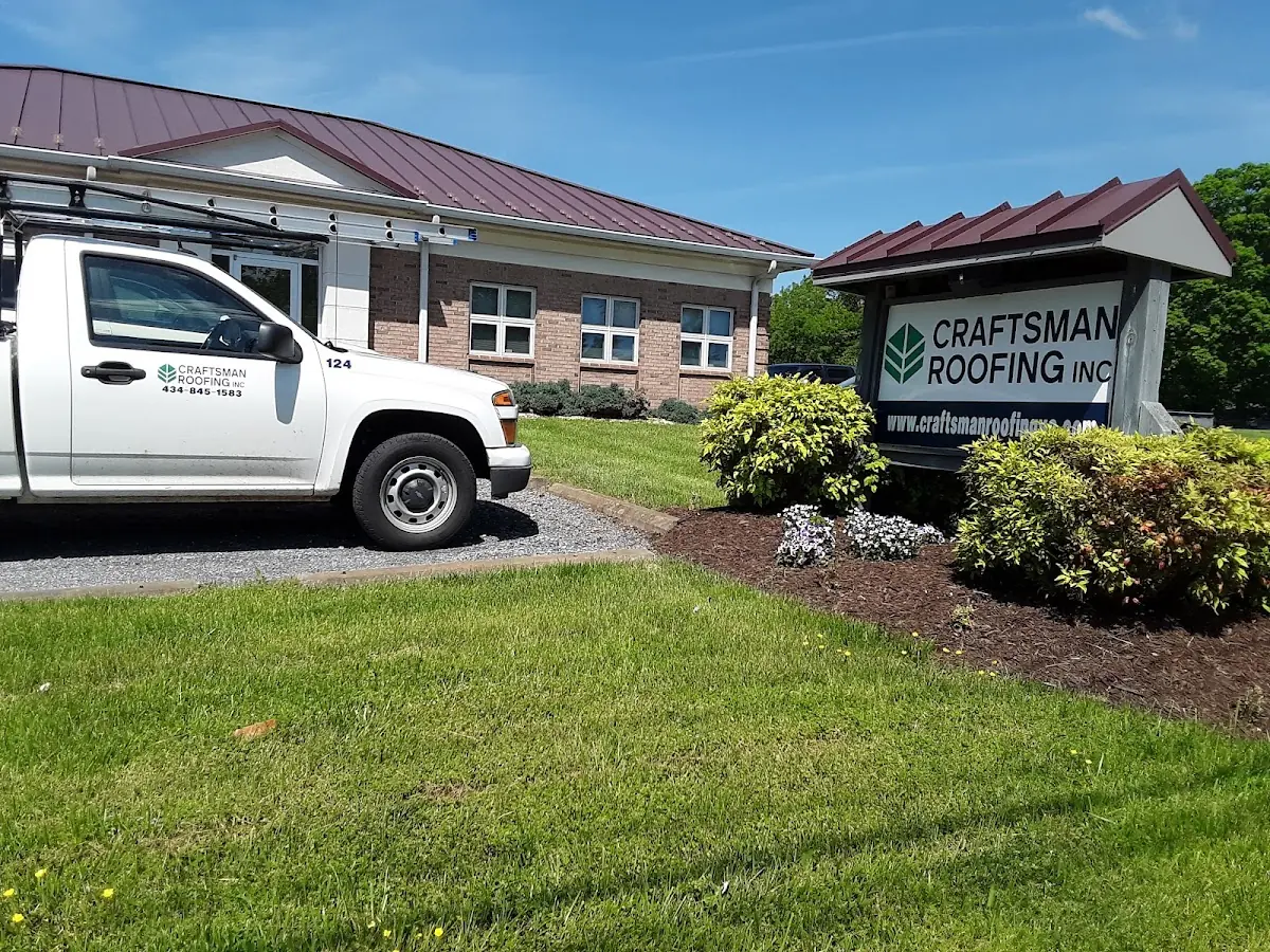 Quality Ice Dam Removal by experienced craftsmen in East Highland Park